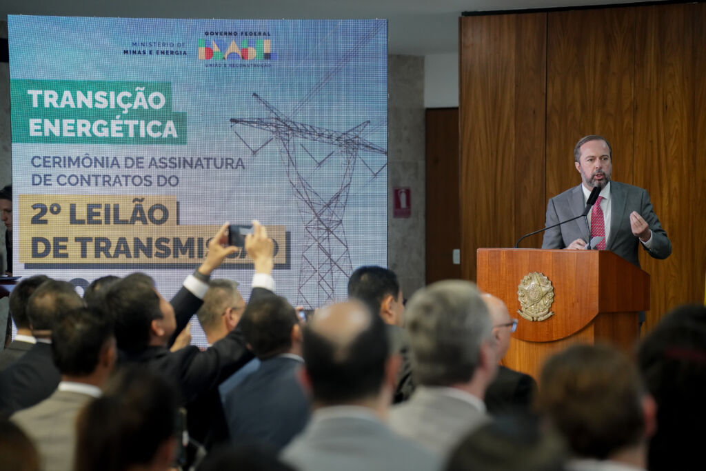 INVESTIMENTOS ENERGIA RENOVÁVEL MINISTRO DE MINAS DE ENERGIA