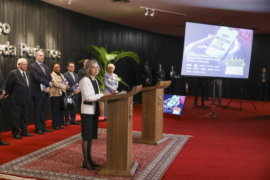 desinformação tse carmen lucia