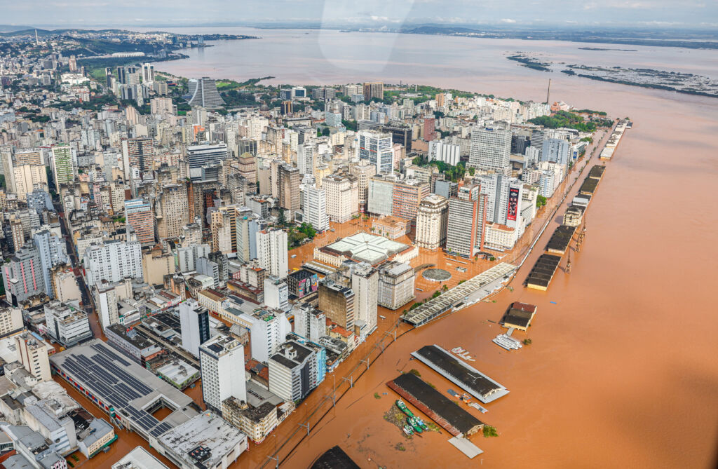 eventos climáticos desastres naturais enchente em canoas no rio grande do sul