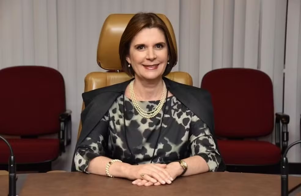 SUPERIOR TRIBUNAL MILITAR MARIA ELIZABETH ROCHA